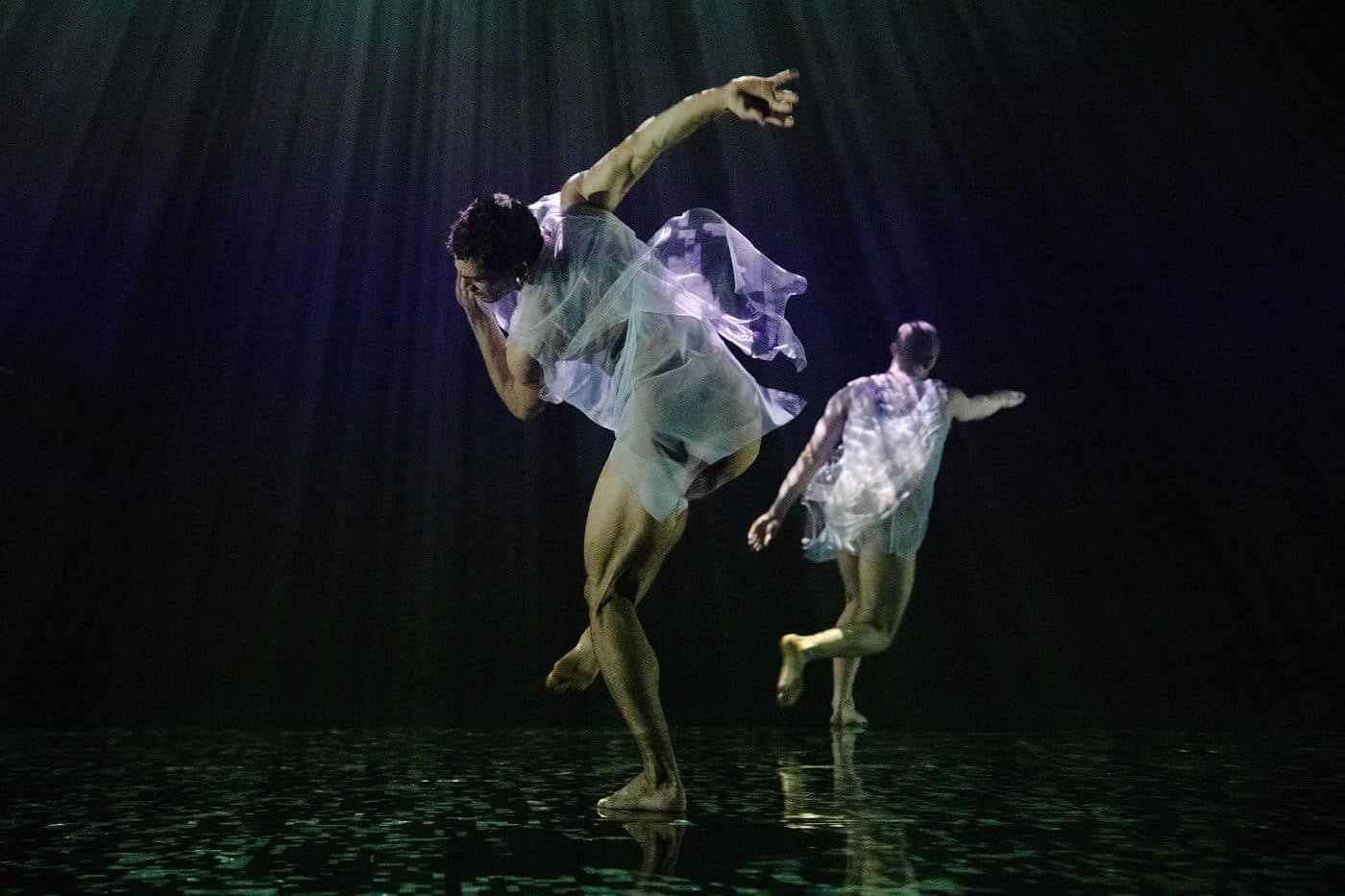 Wayne McGregors Deepstaria Company Wayne McGregor Jasiah Marshall and Jordan James Bridge Laban Theatre London 2024 Photo credit Ravi Deepres edited